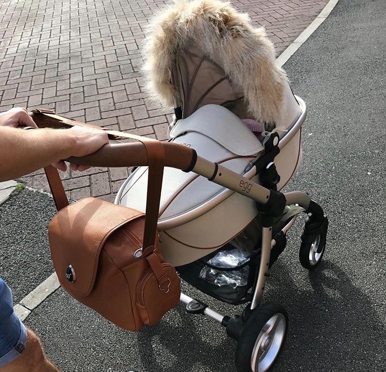 egg pram with fur